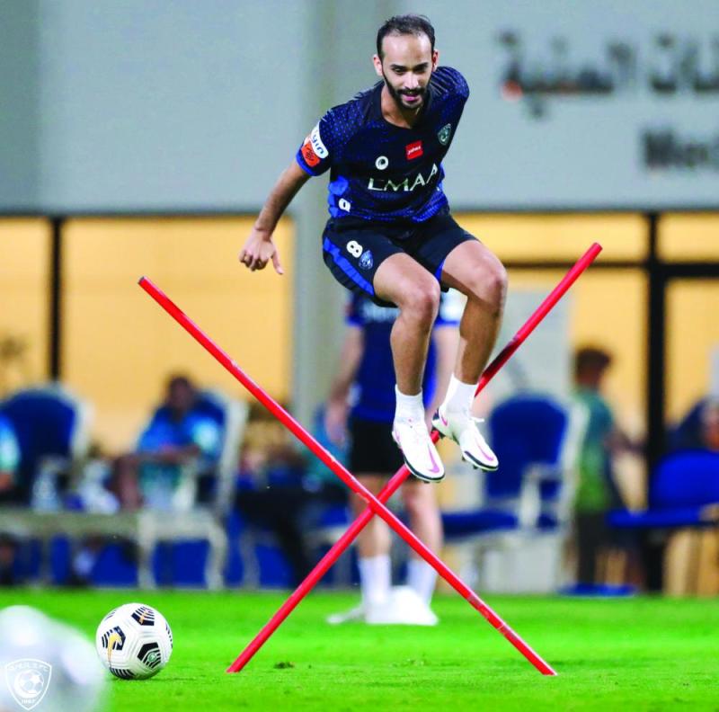 عطيف يظهر في تمارين الهلال