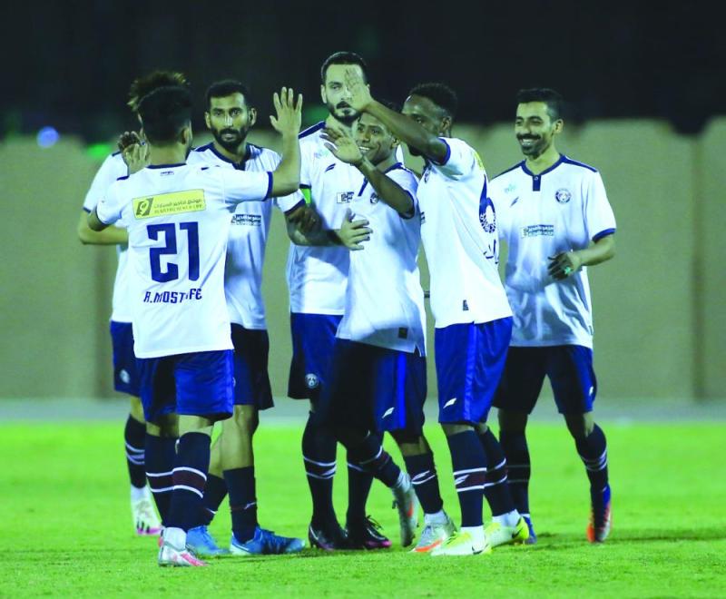 العدالة يستعد للخليج بعد التعادل مع النجمة
