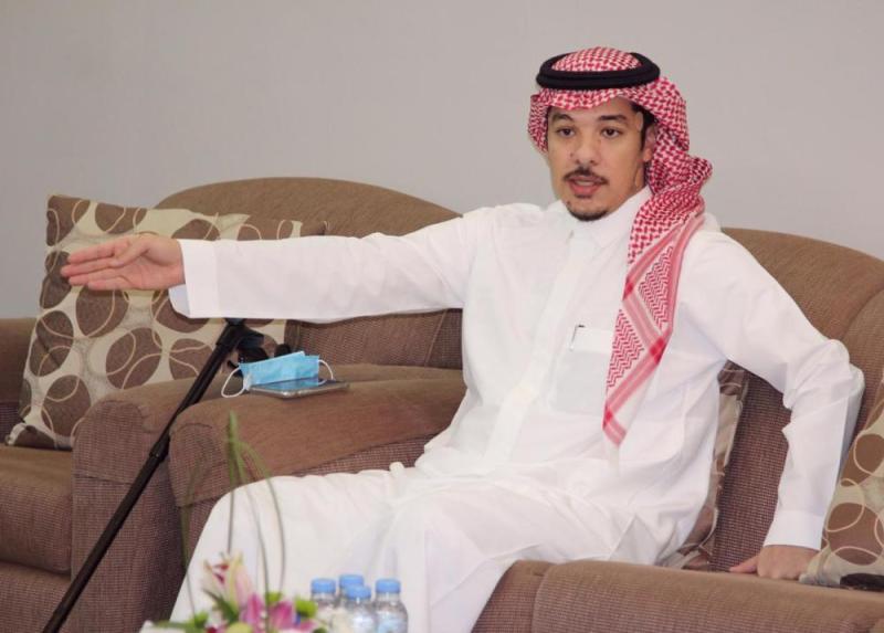 رئيس رابطة المحترفين يزور القادسية