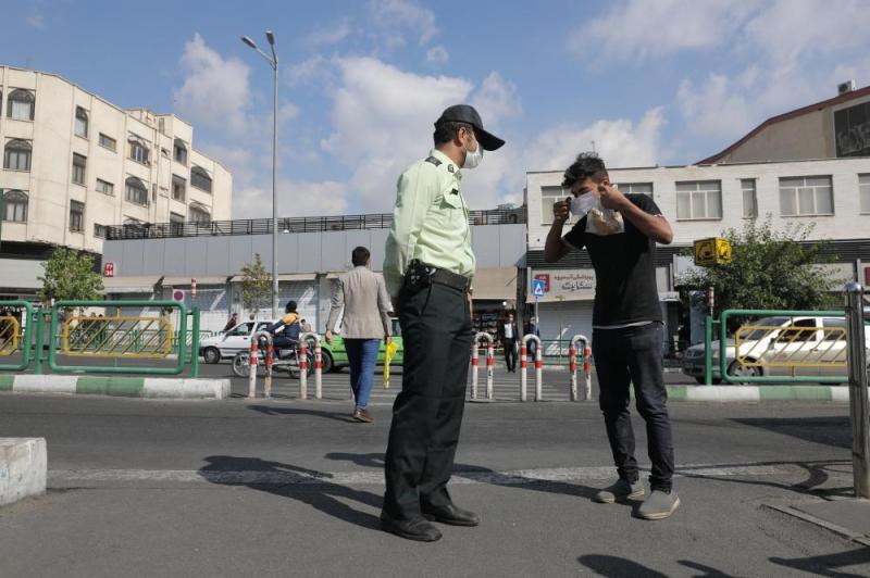 انفجار يسوى مبنى بالأرض في غرب إيران