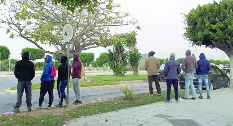 أوضاع مزرية لعمال مهاجرين جنوب إسبانيا