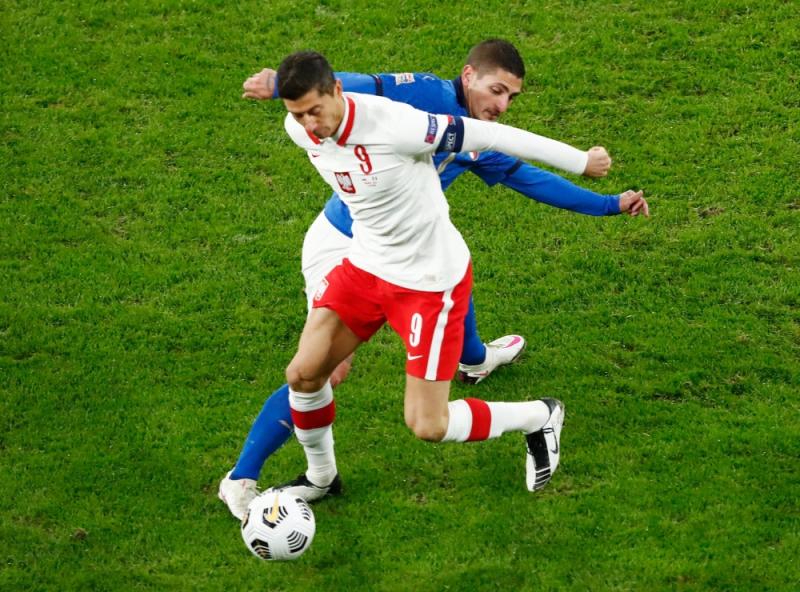 إيطاليا تتعادل وتنفرد بصدارة دوري أمم أوروبا