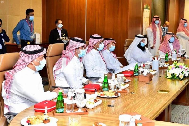 وزير الصناعة: مجمع صدارة للكيميائيات مشروع عملاق