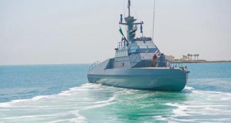 تدشين أُول منظومة للزوارق الاعتراضية السريعة «HSI32» المصنعة محلياً