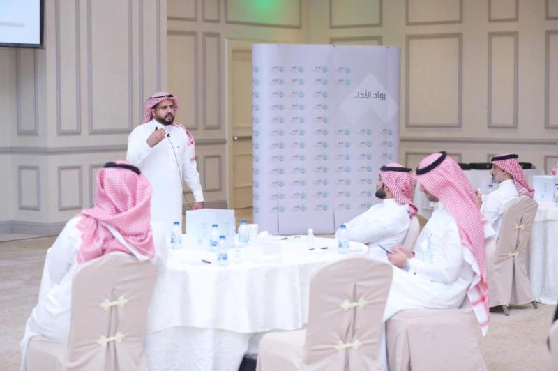 «رواد الأداء» يستعرض تجارب 3 جهات حكومية لتحقيق رضا المستفيد