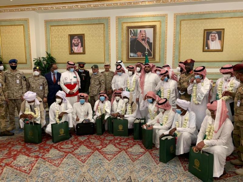 آل جابر : بمتابعة القيادة عاد الأبطال حماة الوطن