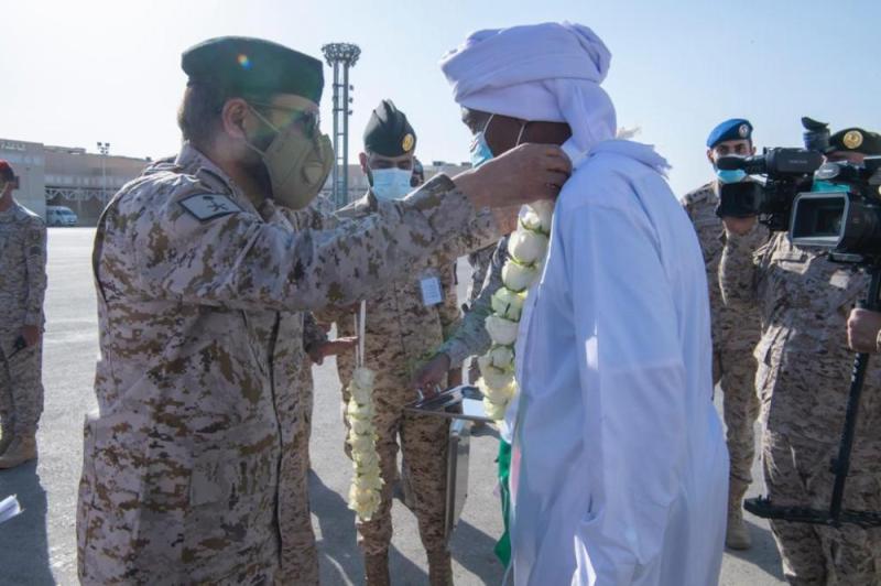 الأزيمع يستقبل الأسرى العائدين إلى أرض الوطن