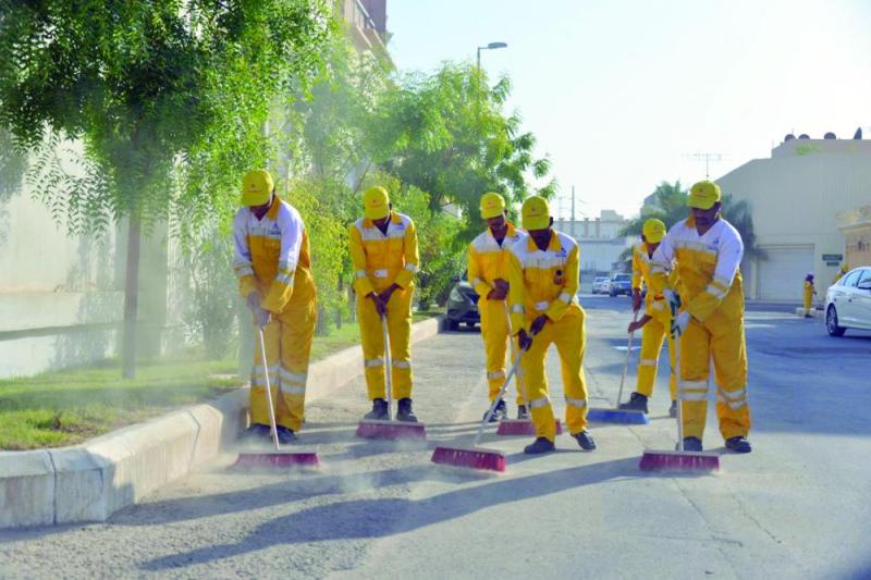 مليار ريال لـ 10 عقود نظافة بالأحساء