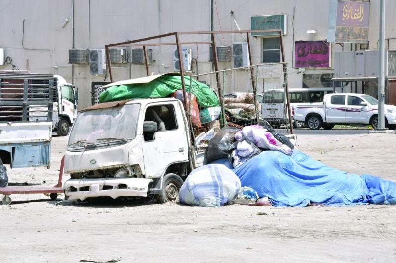 توطين سائقي النقل الخفيف.. مطلب ملح لمواجهة هيمنة «الوافدة»