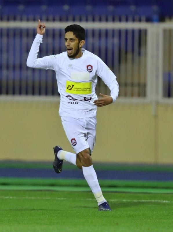 الرائد يقتنص 3 نقاط ثمينة