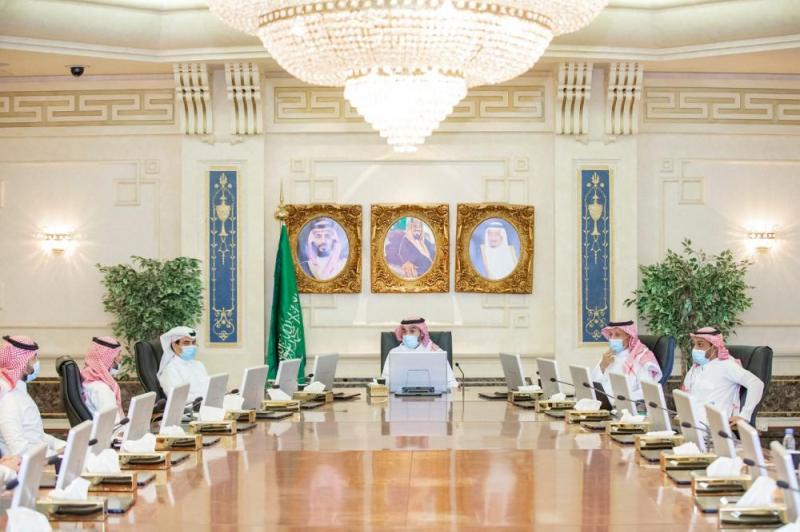 وزير الرياضة يلتقي بلجنة الكفاءة المالية في اجتماعها الأول