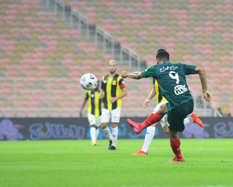 صور مباراة الاتحاد والاتفاق