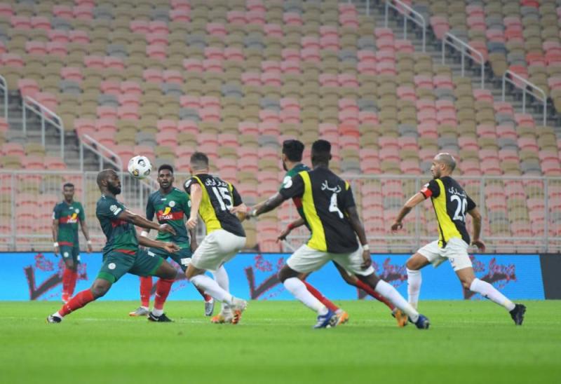 صور مباراة الاتحاد والاتفاق