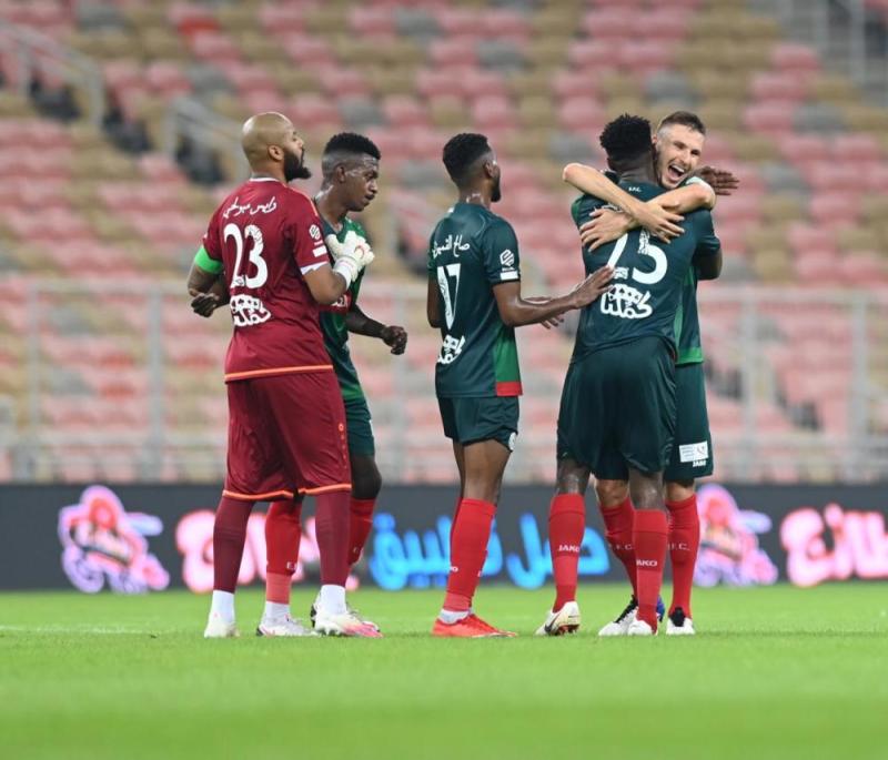 صور مباراة الاتحاد والاتفاق