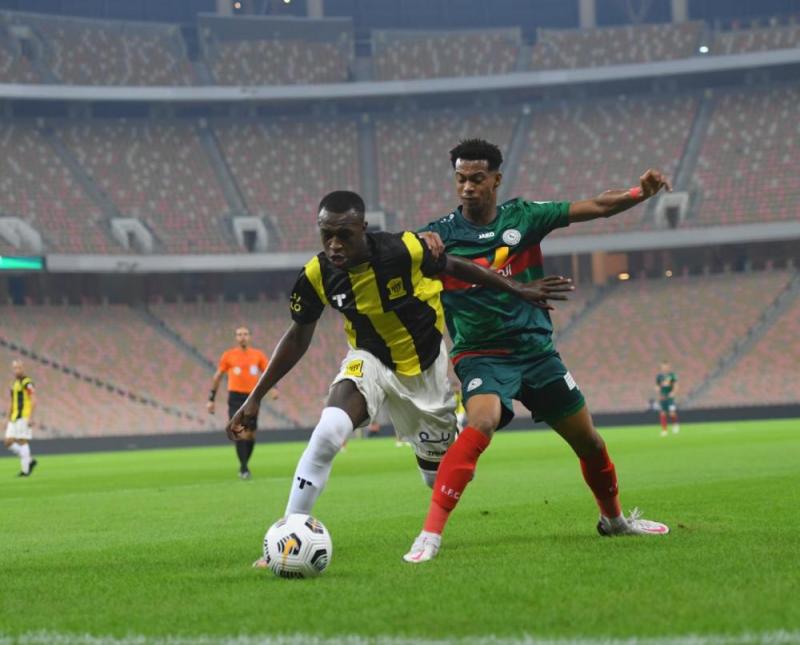 صور مباراة الاتحاد والاتفاق