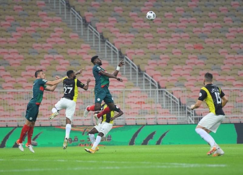 صور مباراة الاتحاد والاتفاق