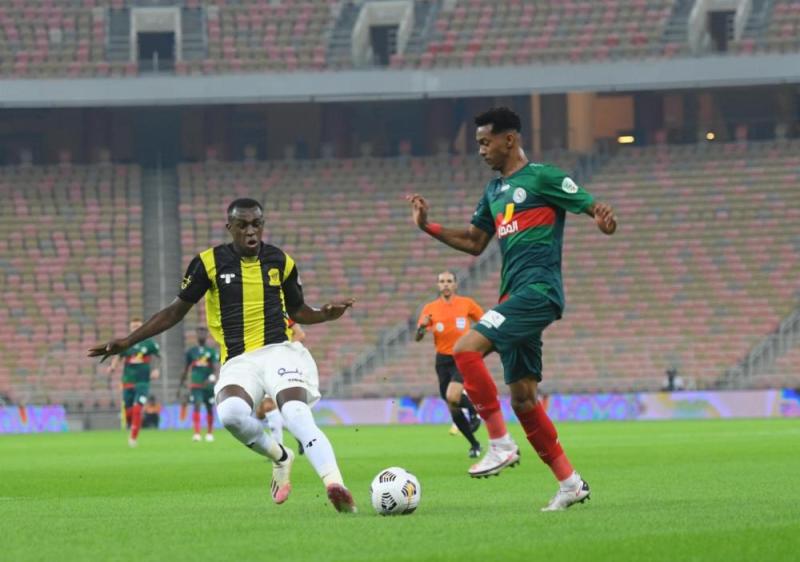صور مباراة الاتحاد والاتفاق