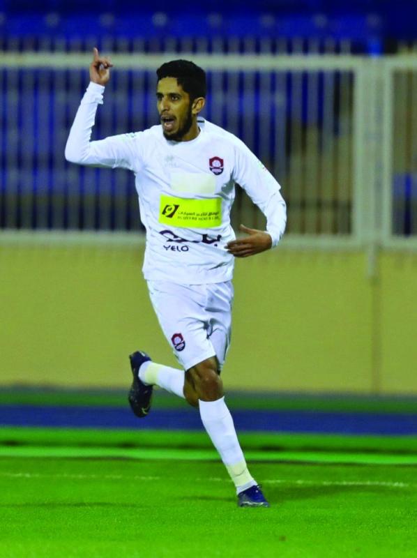 الرائد بانت ملامحه منذ البداية