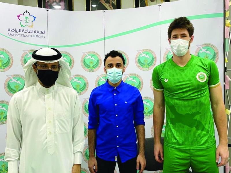 برازيلي وكولومبي يدعمان «طائرة السلام»