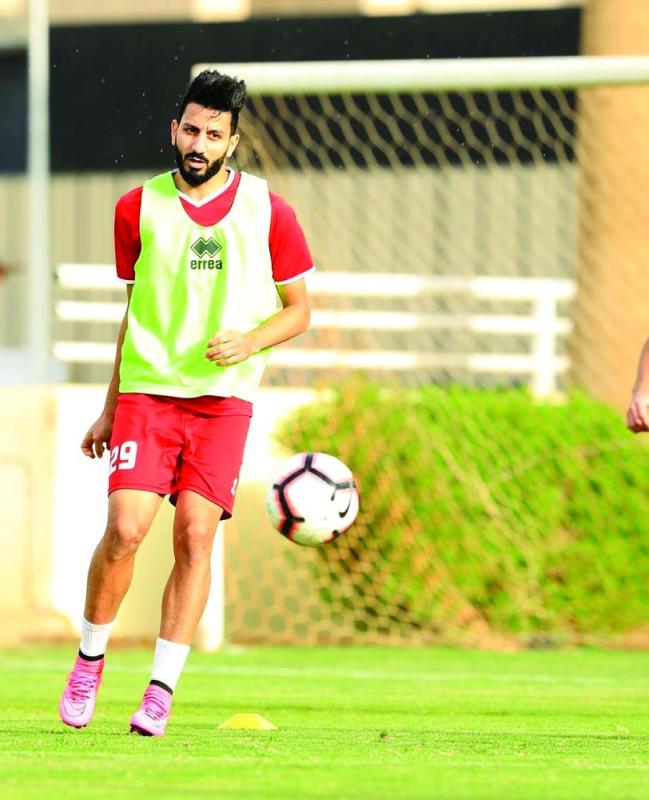 الخليج والطائي في لقاء الذكريات