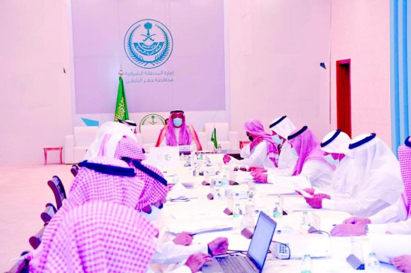 «محلي حفر الباطن» يبحث المشاريع التنموية