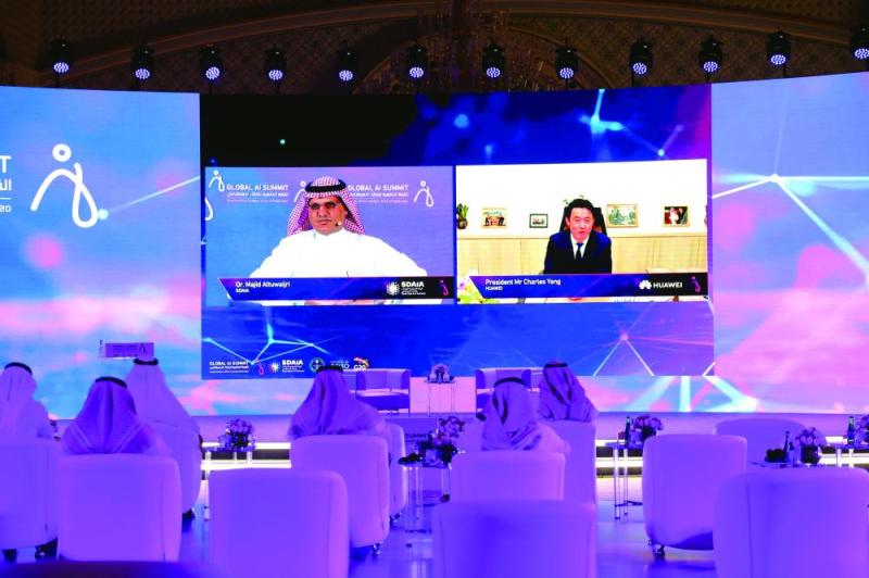 شراكة مع «هواوي» لتدريب المهندسين السعوديين