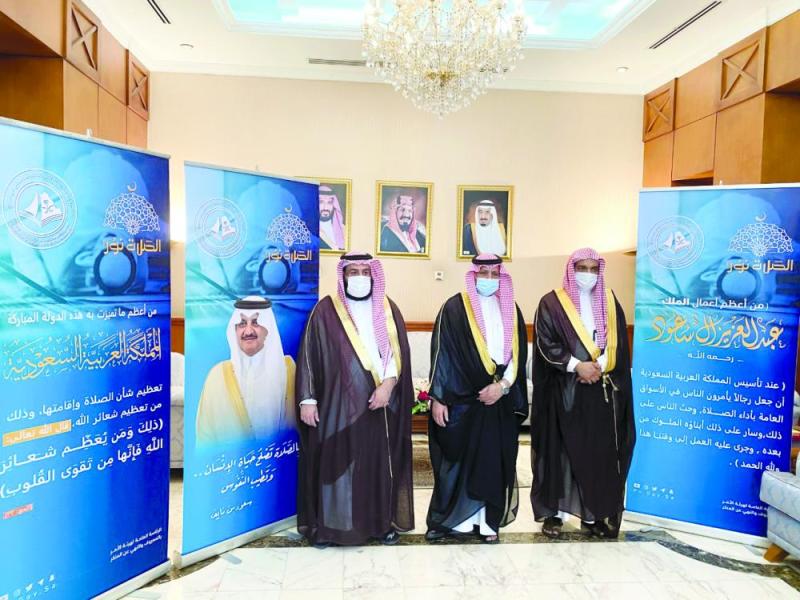 دوريات راجلة وراكبة لتفعيل «الصلاة نور»