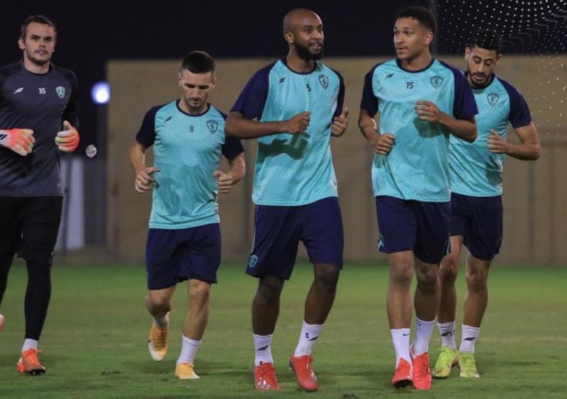 الفتح يعاود تدريباته والحماد يكافئ الناشئين
