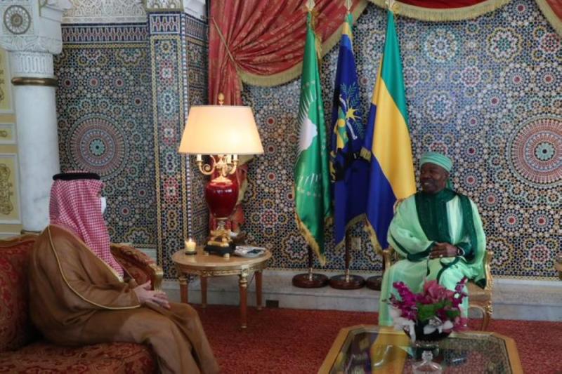 رئيس الغابون : نأمل رفع مستوى التعاون مع المملكة