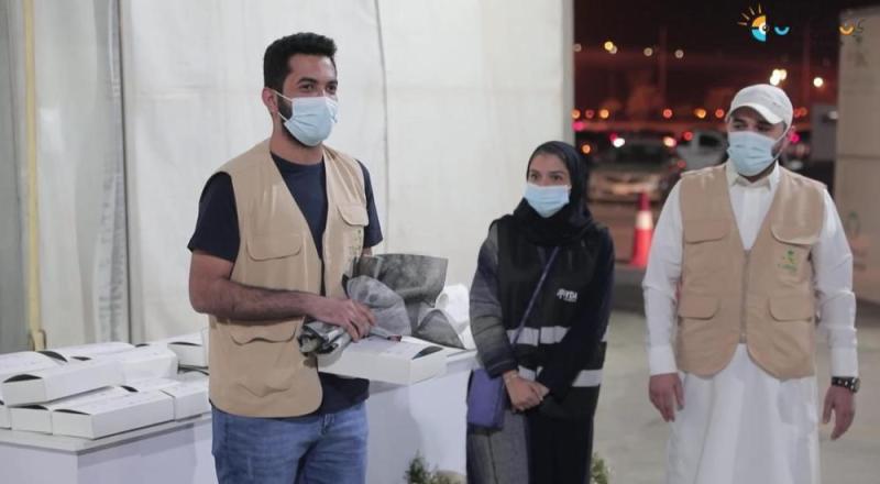 صور.. «رد الجميل» لأبطال الصحة في مواجهة «كورونا»