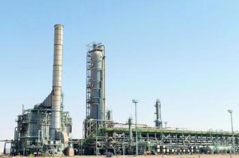 انخفاض أسعار النفط بسبب عودة كورونا وزيادة الإنتاج الليبي