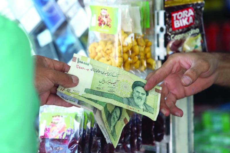 الفقر يدفع الإيرانيين لبيع أعضائهم البشرية