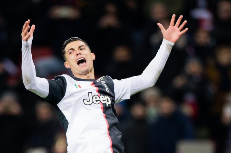 كريستيانو رونالدو يتعافى من كوفيد-19