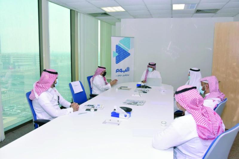 تقرأ غدا في ندوة «اليوم»:
