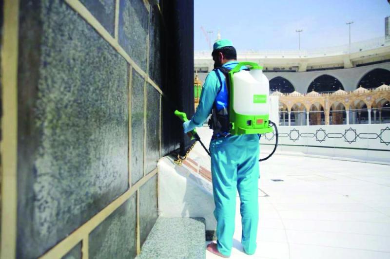 أول أيام عزل «معتمري الخارج» استعدادا لـ«المناسك»
