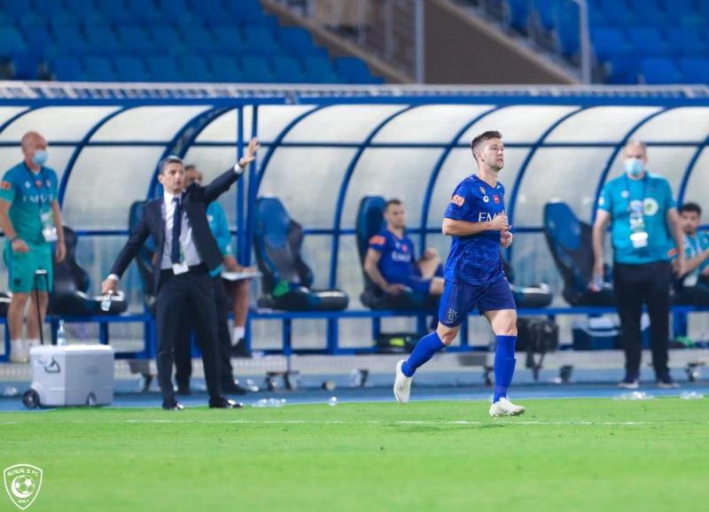 رازفان راض عن الهلال