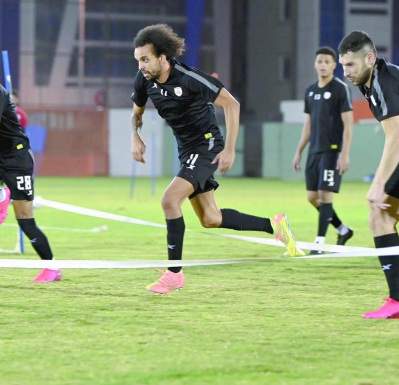 الشباب والنصر.. قمة ملتهبة!!