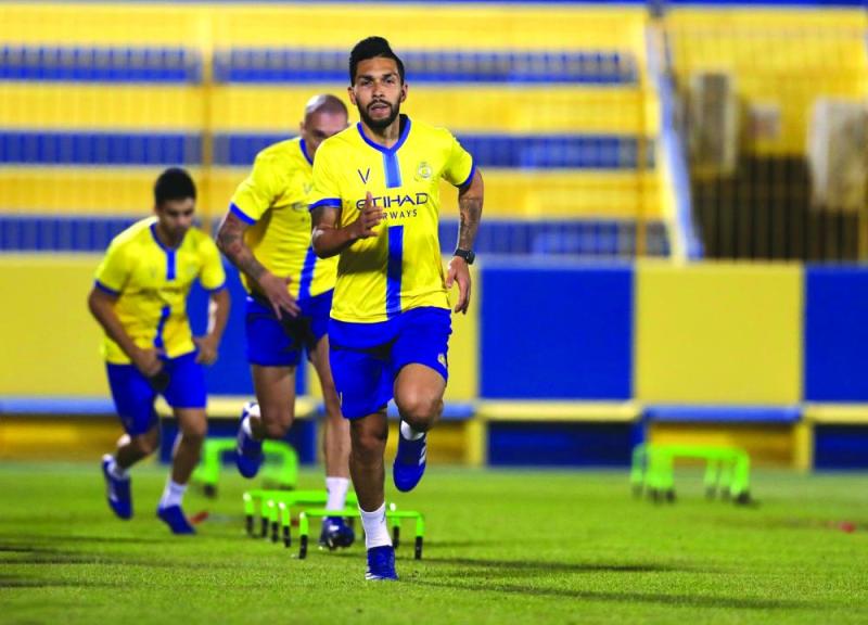 الشباب والنصر.. قمة ملتهبة!!