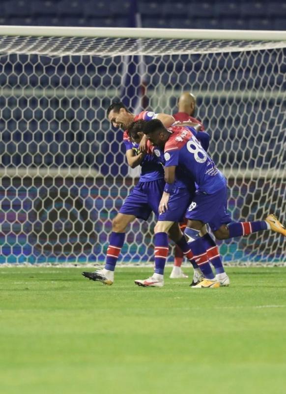 في جولة رئاسة العشرينالعميد يكسر عناد السنين
