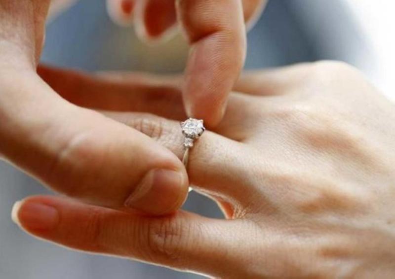'الصحة' تطلق خِدْمة الزواج الصحي إلكترونياً
