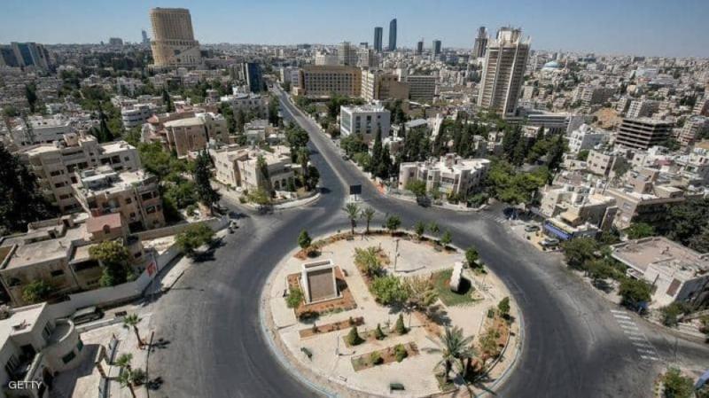 زيادة ساعات الحظر الليلي بسبب كورونا في الأردن