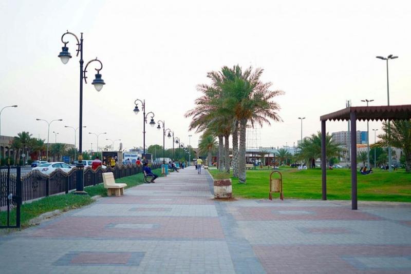 انطلاق حملة 'لنجعلها خضراء' بالجبيل