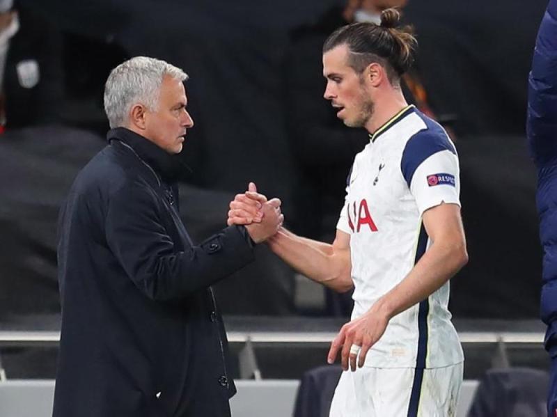 بسبب بيل.. مورينيو يسخر من ريال مدريد