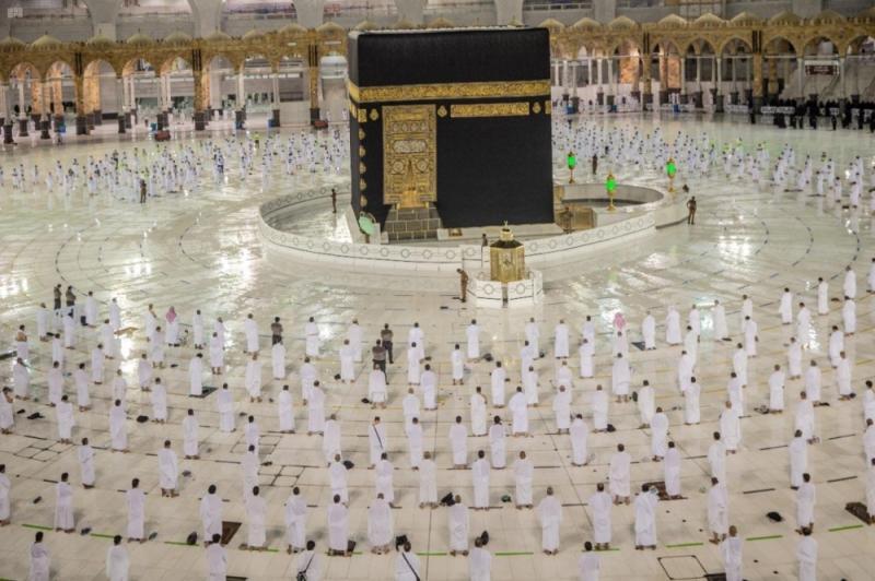أمطار متوسطة إلى غزيرة على مكة المكرمة