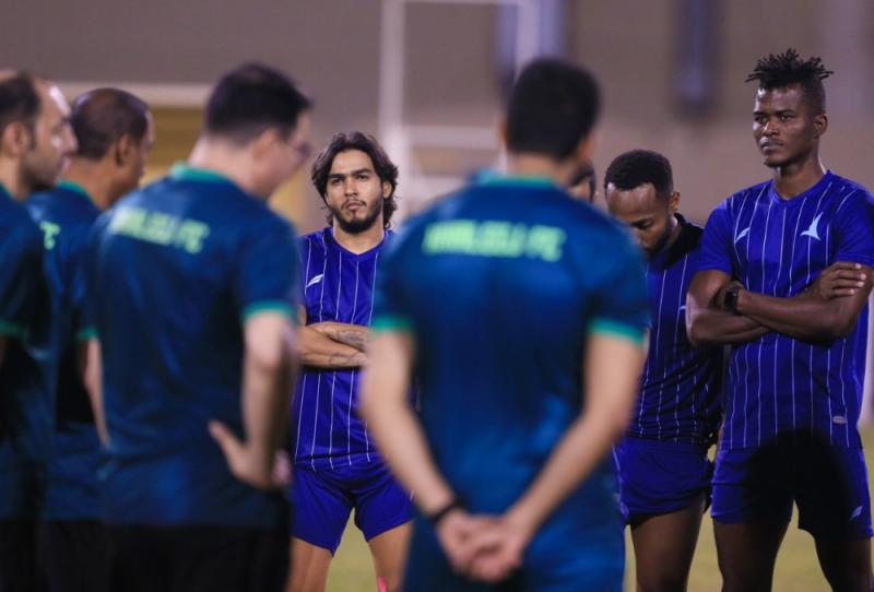 البرازيلي روجيرو ينعش الدانة