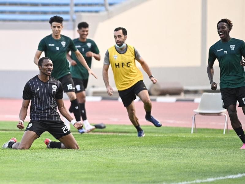 الساحل يدخل التاريخ بـ«هاتريك باتريك»