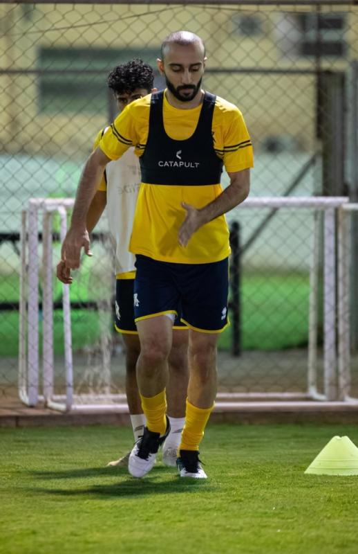 الاتفاق والهلال قمة منتظرة