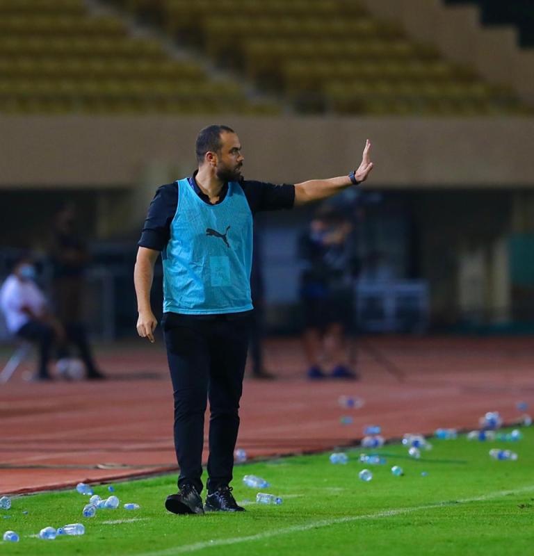 المناعي: النصر أسد جريح