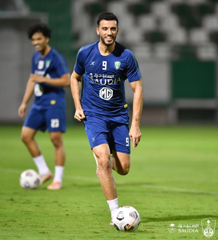 النصر يطارد الفوز الأول أمام القادسية