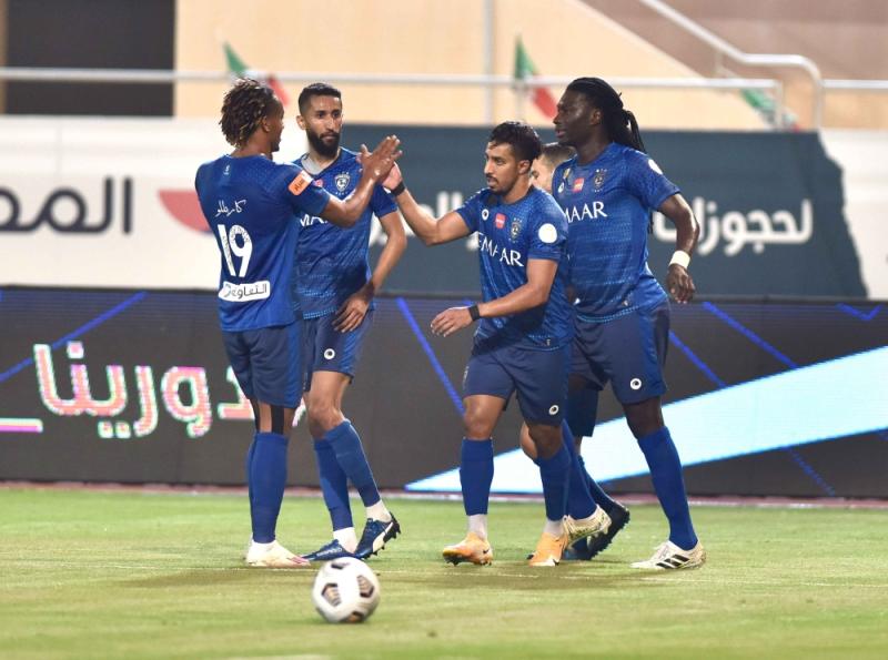 الهلال.. واثق الخطوة يتباهى بالصدارة